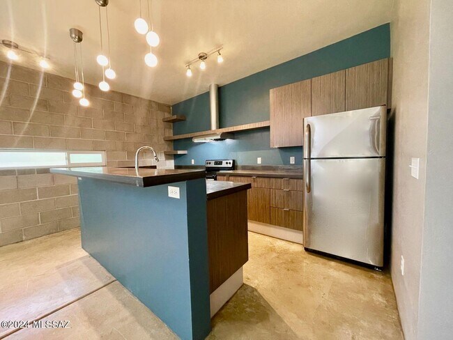 Foto del edificio - 3429 E Presidio Rd