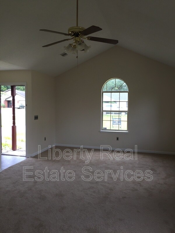Foto del edificio - 1402 Desert Storm Dr
