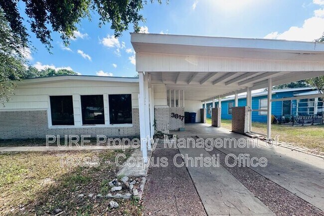 Foto del edificio - 3817 Lamont St