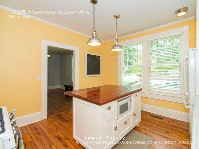 Building Photo - 1005 Morning Glory Ave - Available Now!