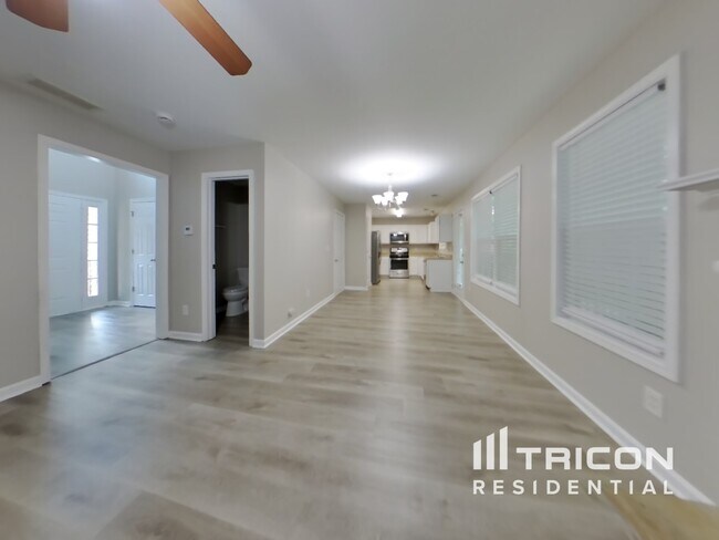 Foto del edificio - 329 Greystone Cir