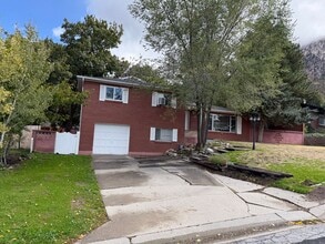 Building Photo - 4353 S Diana Way