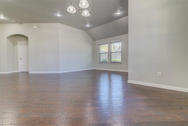 Building Photo - 100 Snowflake Dr