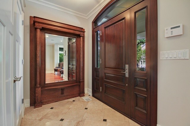 Building Photo - 1653 W Grace St