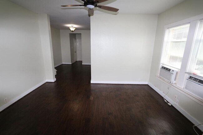 Foto del edificio - 2515 Cleburne St