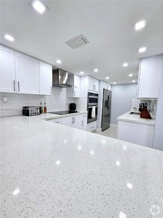 Building Photo - 7040 Coral Wy
