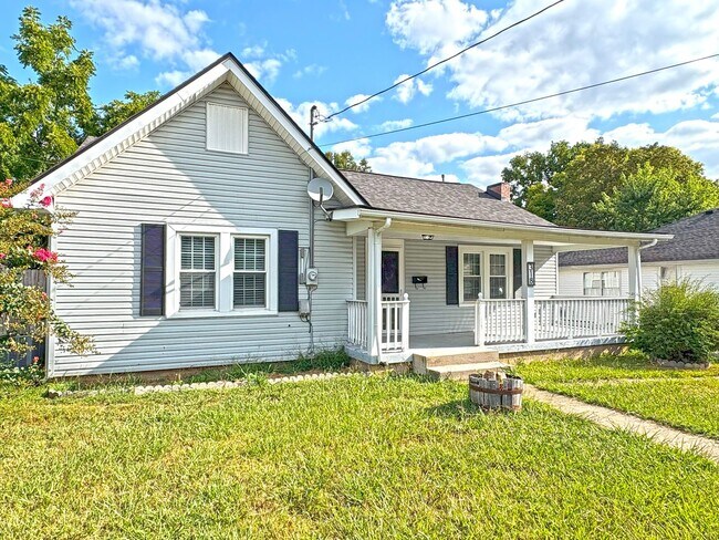 Foto del edificio - Adorable home in Franklin, KY for rent