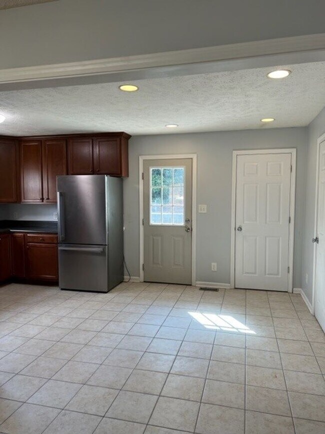 Foto del edificio - 3925 Brentwood Dr