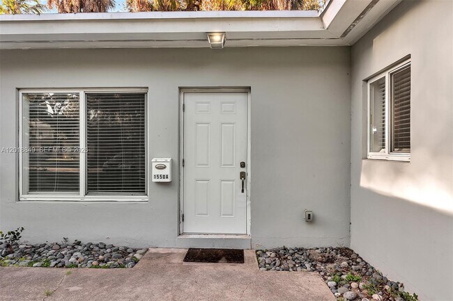 Building Photo - 1550 SW 23rd Ct