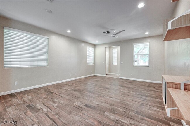 Foto del edificio - 7558 Crooked Branch St