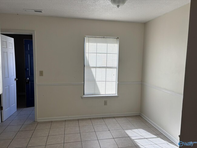 Building Photo - 2607 Wynterhall Rd SE