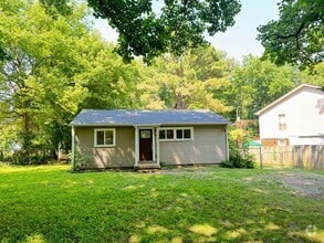 Building Photo - 502 Cheyenne Ln