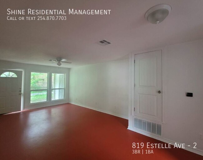 Building Photo - 819 Estelle Ave
