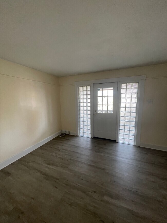 Foto del edificio - 825 N 6th St