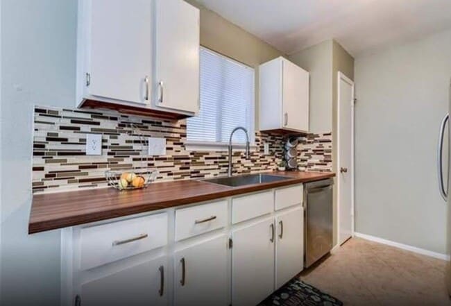 Foto del edificio - 508 Edwards Dr