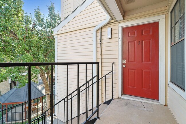 Foto del edificio - 2750 Holly Hall St