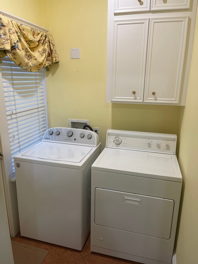 Foto del edificio - 654 Linden St