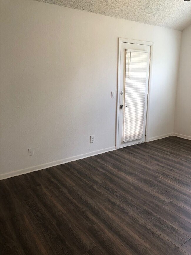 Foto del edificio - Lexington place One bedroom Condo