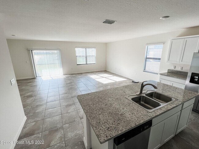 Foto del edificio - 3722 Coachman Ln SE
