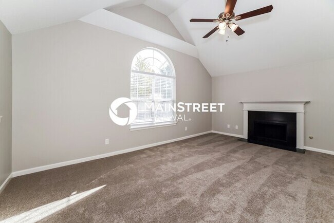 Foto del edificio - 3 Bedroom Pet-Friendly Home in Douglasvill...