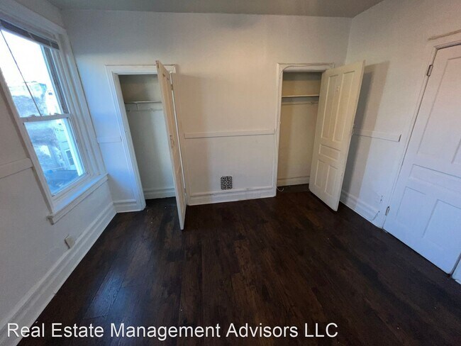 Building Photo - 2 br, 1 bath House - 3128 North Darien Street
