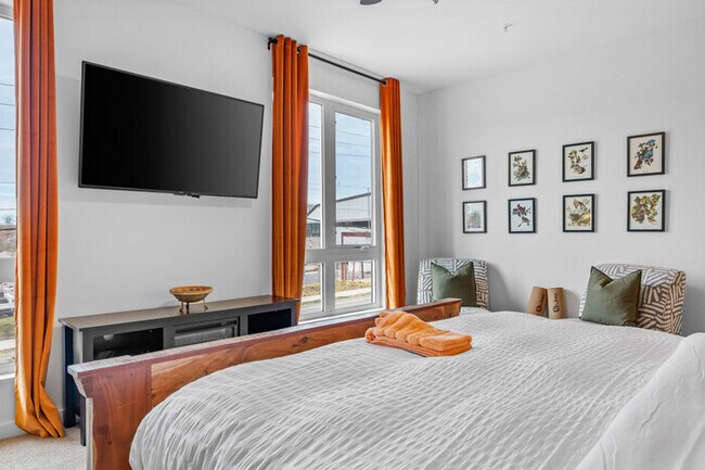 Foto del edificio - New Listing|Free Parking, Modern, Close to...