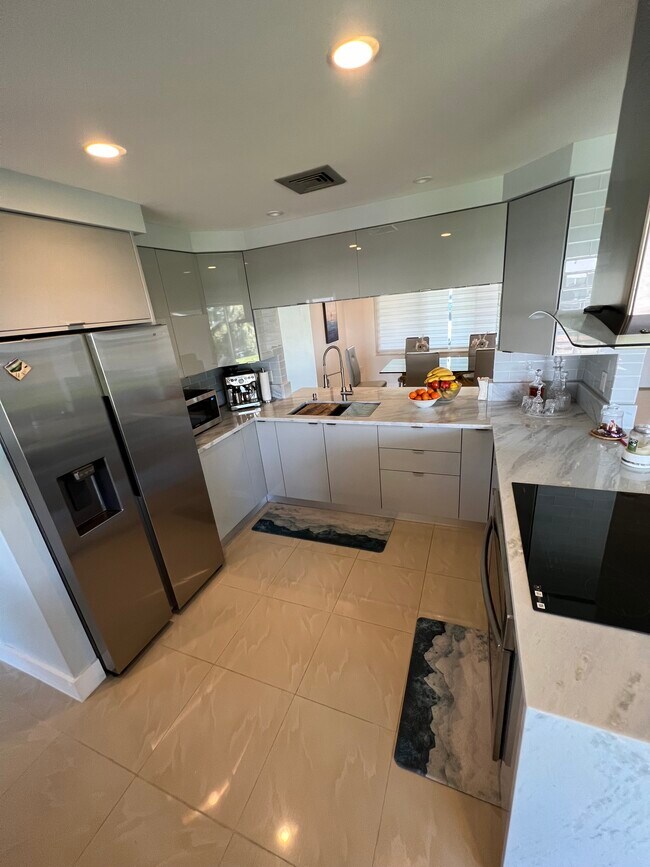 Building Photo - 1729 Cobia Way
