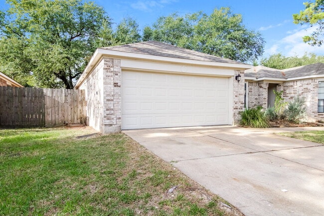 Foto del edificio - 17911 Poppy Trails Ln
