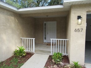 Building Photo - 657 Intracoastal Cir