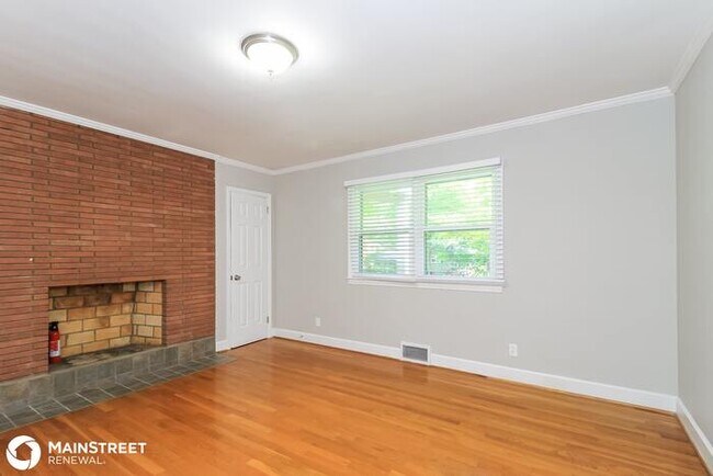 Building Photo - 752 Elderwood Ave, Winston-Salem, NC 27103
