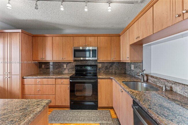 Foto del edificio - 11344 Taft St