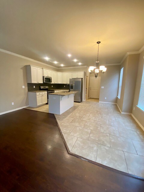 Foto del edificio - 1047 N Leverett Ave