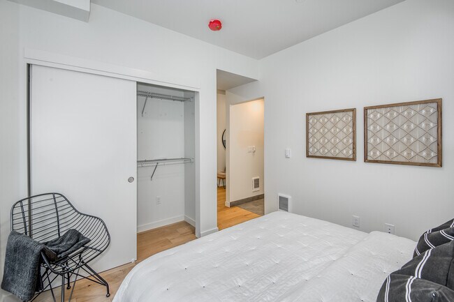 Foto del edificio - Fremont Villas Apartments