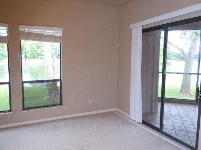 Building Photo - 4144 Greystone Way