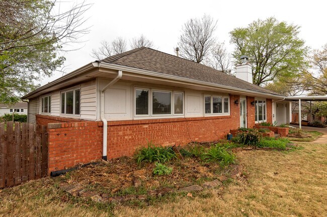 Foto del edificio - 3 Bed 3 Bath in Midwest City