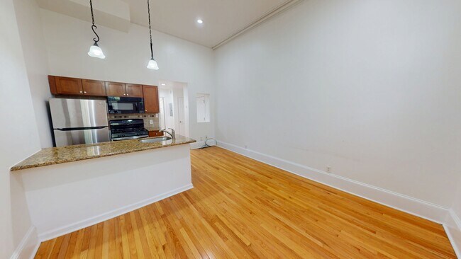 Foto del edificio - 327 S 12th St