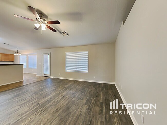 Foto del edificio - 4314 S Emery St