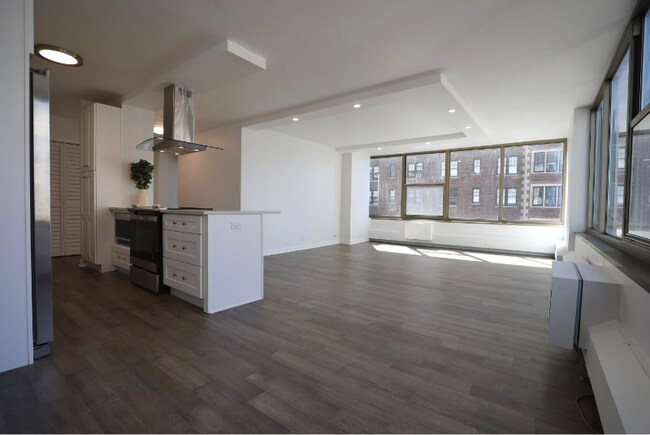 Foto del edificio - 360 W Wellington Ave