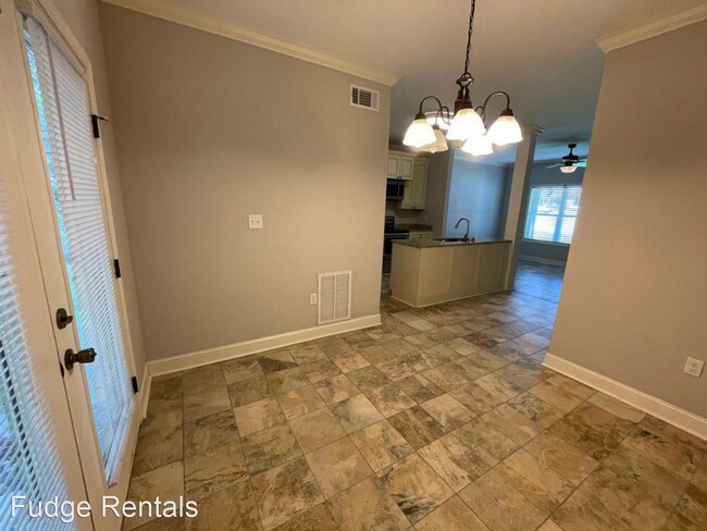 Foto del edificio - 3 br, 2.5 bath House - 335 Countryview