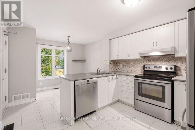 Photo du bâtiment - 1124 Klondike Rd