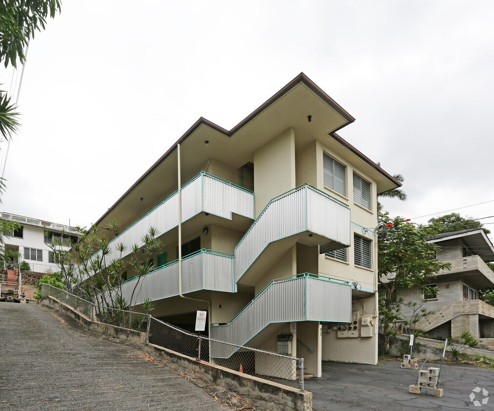 Foto del edificio - 908 Prospect St