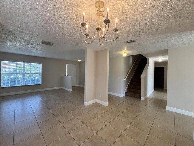 Building Photo - 15133 Moultrie Pointe Rd