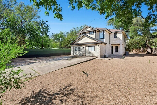 Foto del edificio - 1708 E 17th St