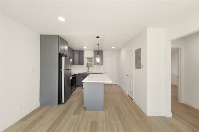 Foto del edificio - 1739 Addison St