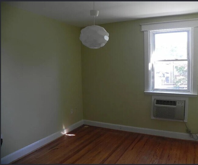 Foto del edificio - 1020 Fairmont St NW