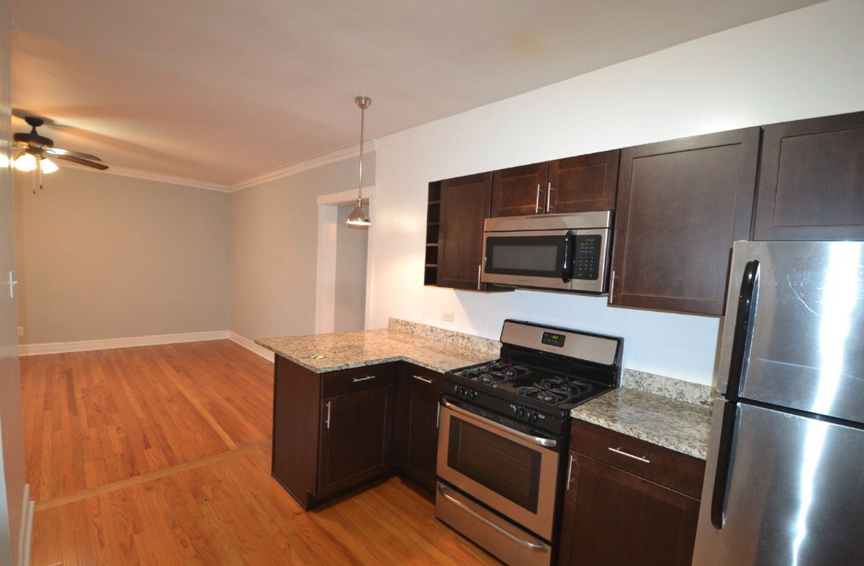 4412 N Rockwell St, Unit 4404-2, Chicago, IL 60625 - 4412 N Rockwell St