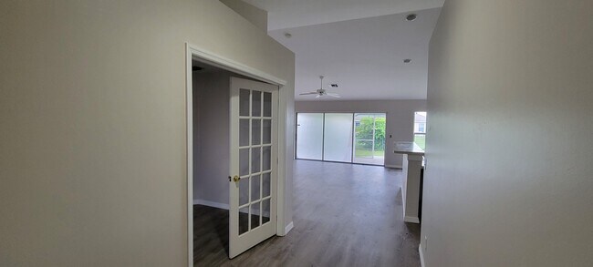 Foto del edificio - 3206 Vera Ave S