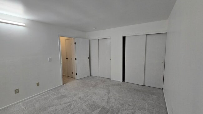 Building Photo - 5179 Springdale Blvd