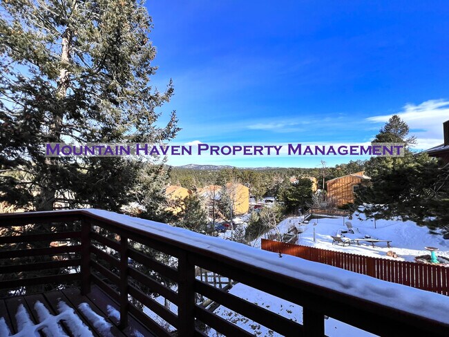 Foto del edificio - 30677 Hilltop Dr