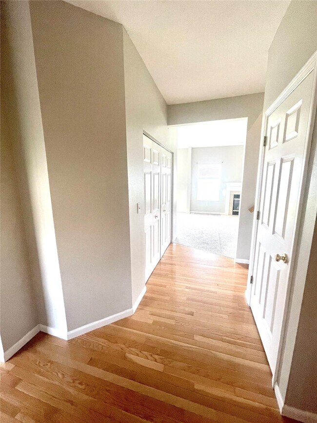 Foto del edificio - 764 Granite Dr